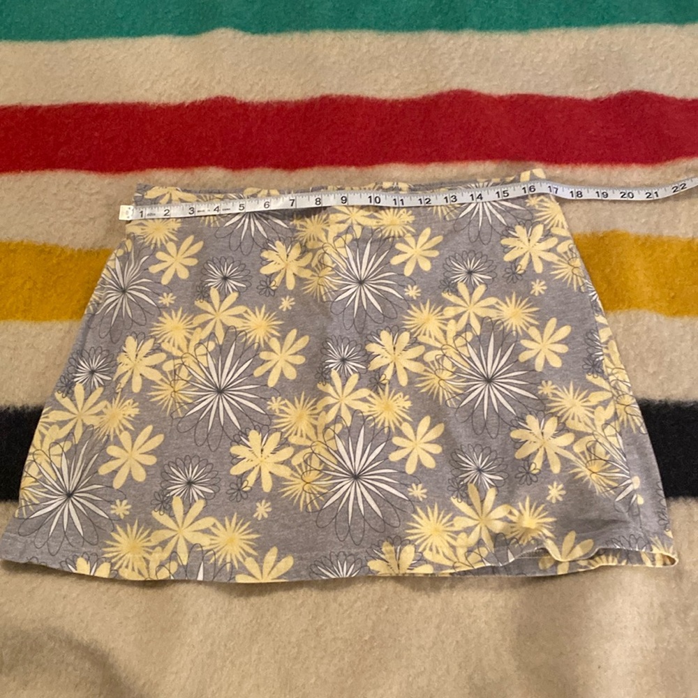 Women’s Size L Skort from NYL.